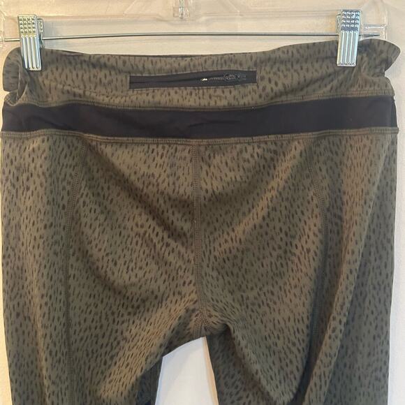 Lululemon Inspire Cropped Legging sz 8 Dottie Dash Pattern - Picture 7 of 10